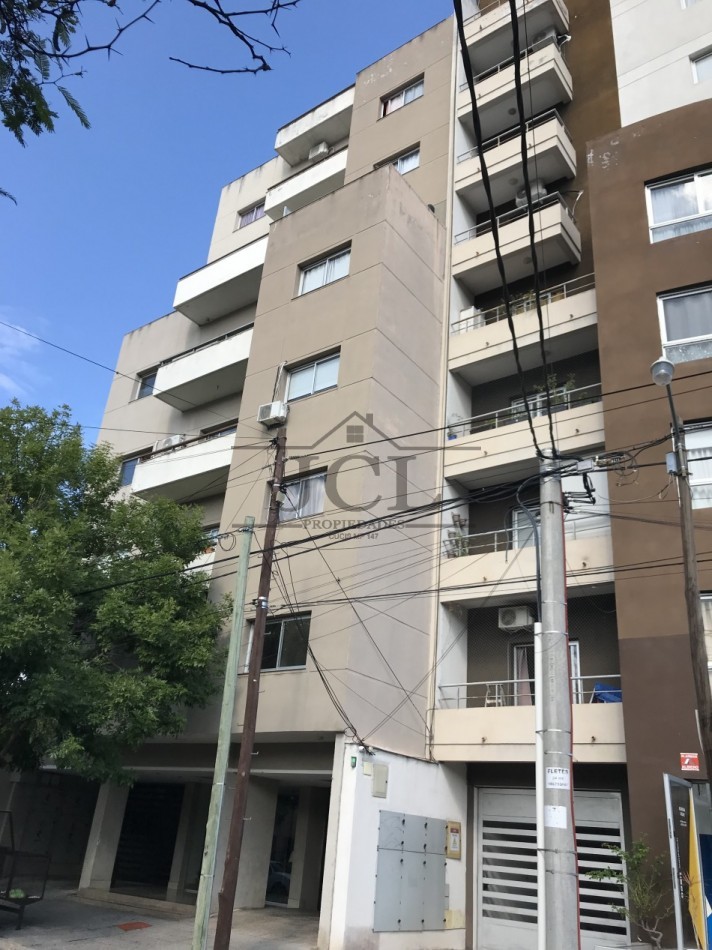 VENTA DEPARTAMENTO MACROCENTRO