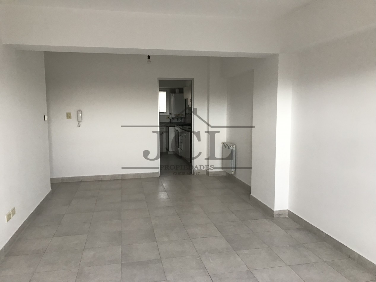 VENTA DEPARTAMENTO ALSINA AL 300