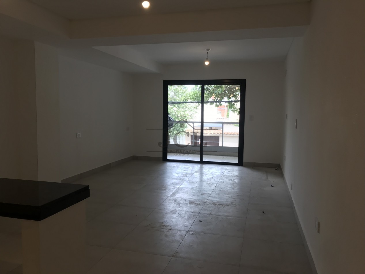 VENTA MONOAMBIENTE LEGUIZAMON 258