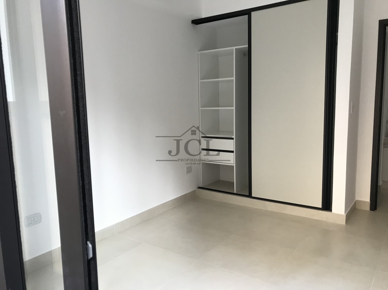 VENTA DEPARTAMENTO MACROCENTRO