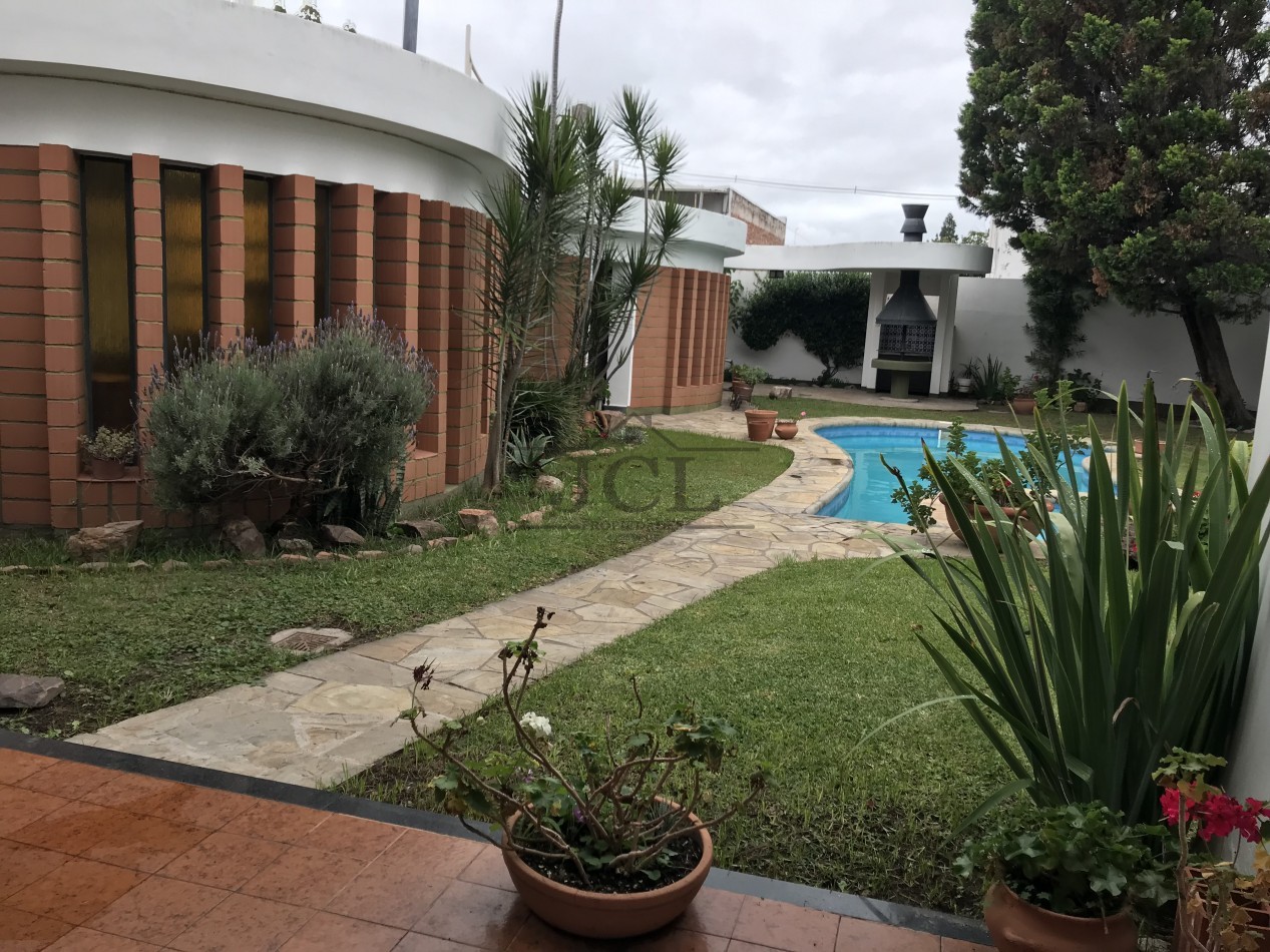 VENTA CASA ZONA SHOPPING