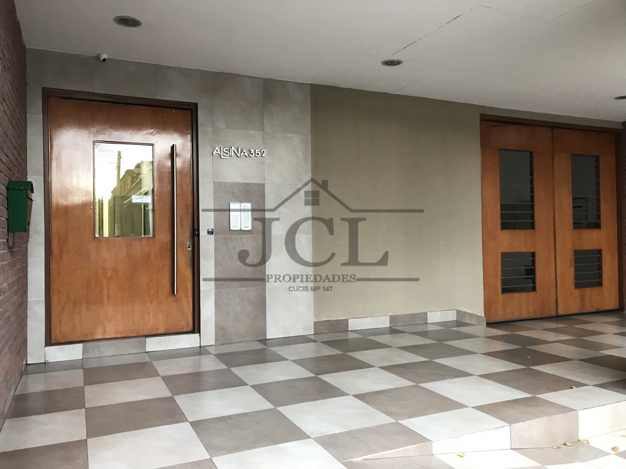 VENTA DEPARTAMENTO ALSINA AL 300