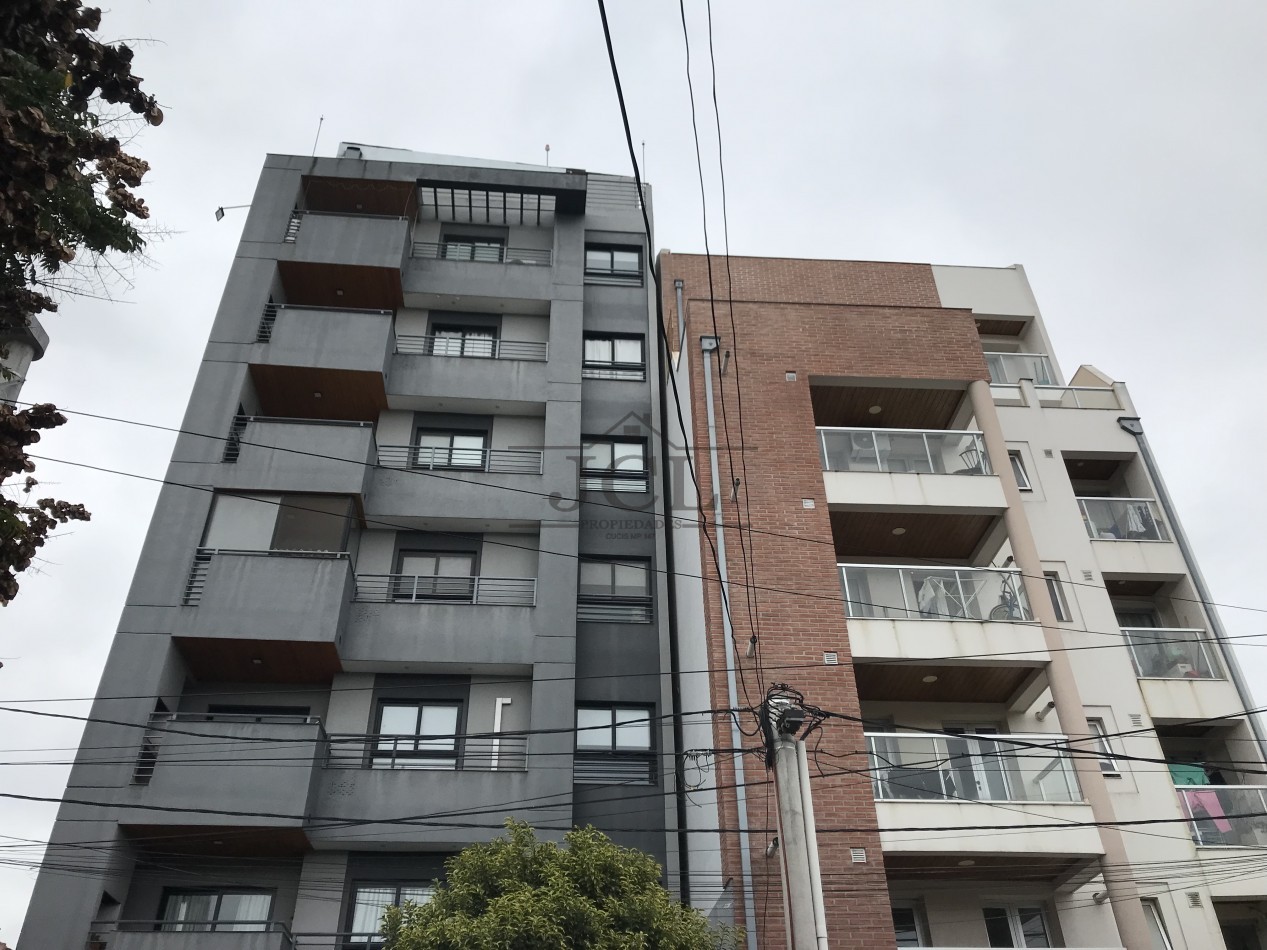 ALQUILER DEPARTAMENTO CON COCHERA