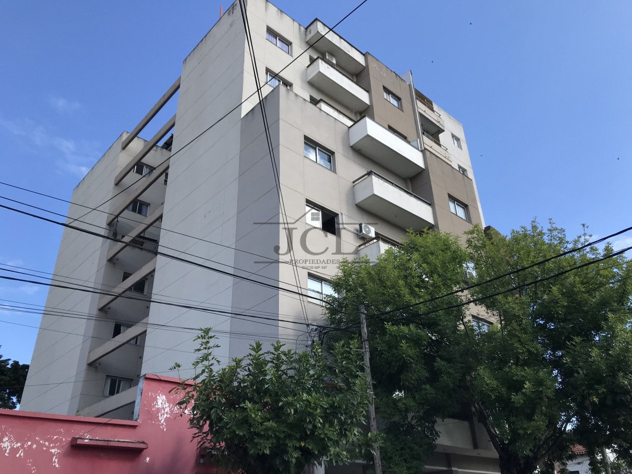 VENTA DEPARTAMENTO MACROCENTRO
