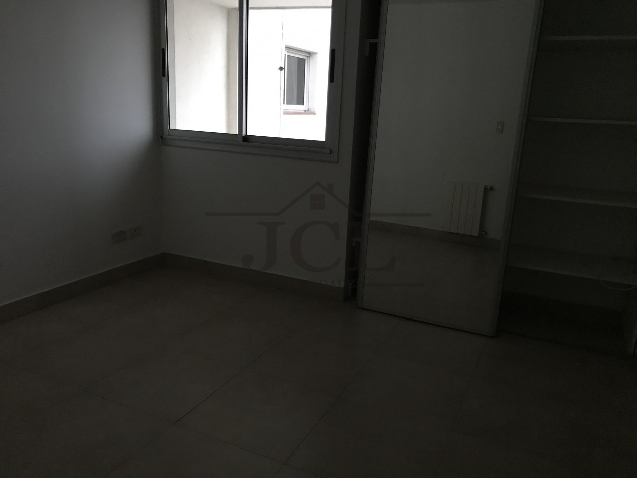 VENTA DEPARTAMENTO ADOLFO GUEMES AL 300