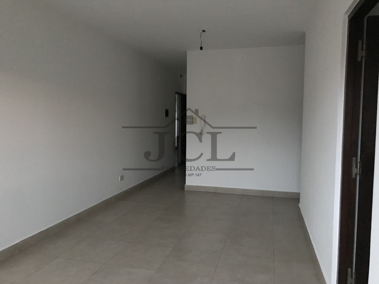 VENTA DEPARTAMENTO ADOLFO GUEMES AL 300