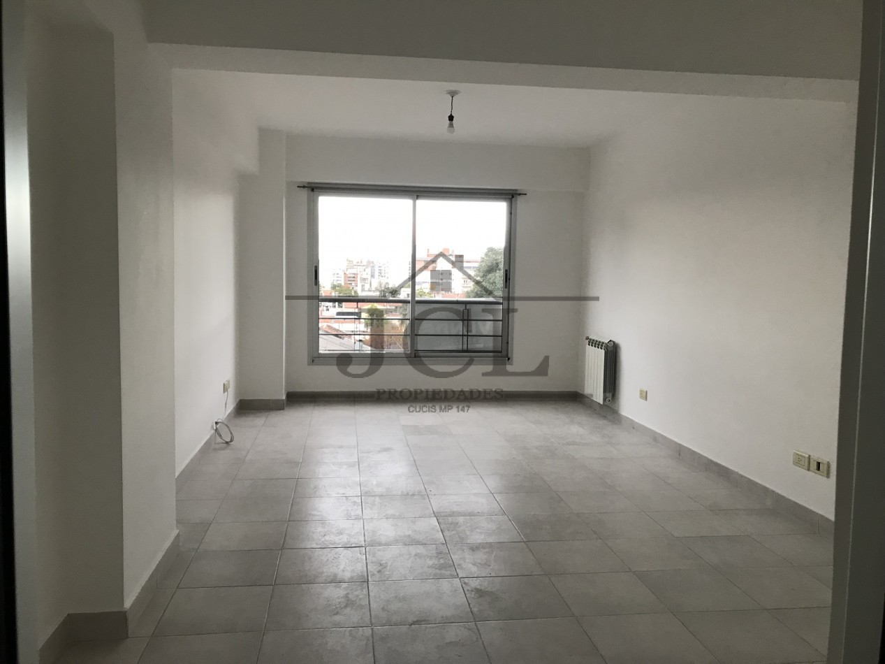 VENTA DEPARTAMENTO ALSINA AL 300