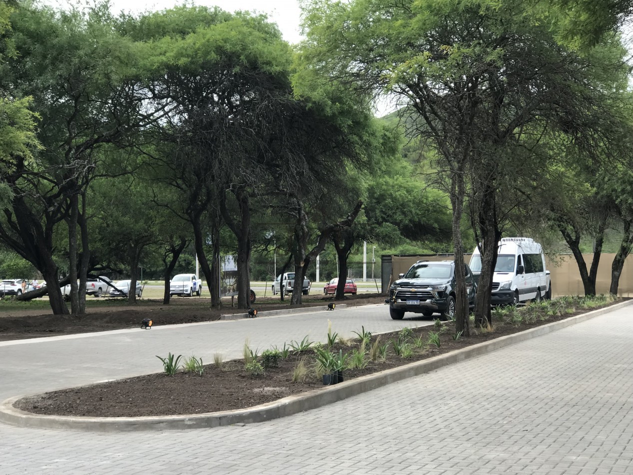 VENTA TERRENO B° PRIVADO EL CAPRICHO