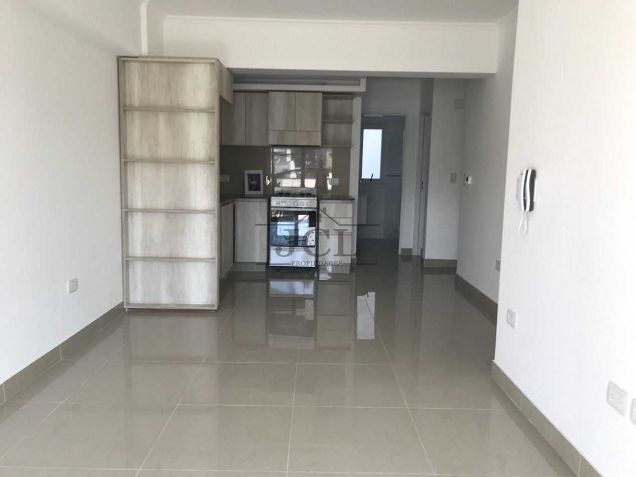 VENTA DEPARTAMENTO MACROCENTRO