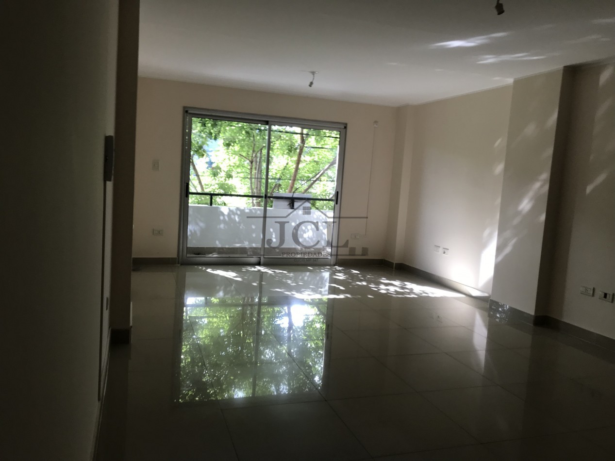 VENTA DEPARTAMENTO MACROCENTRO