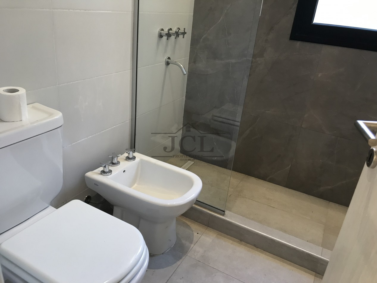 VENTA DEPARTAMENTO AMEGHINO 323