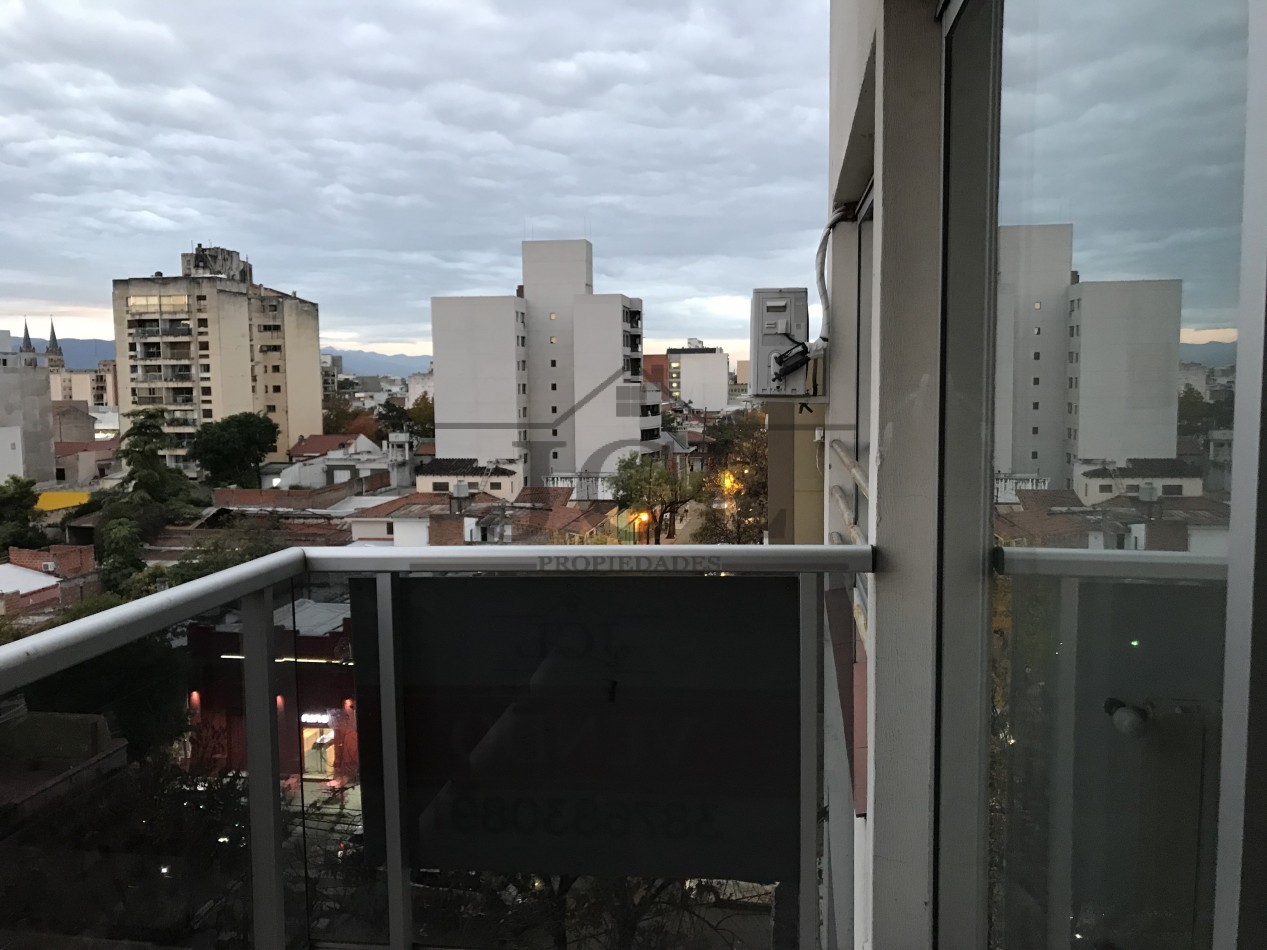 VENTA DEPARTAMENTO ADOLFO GUEMES AL 300