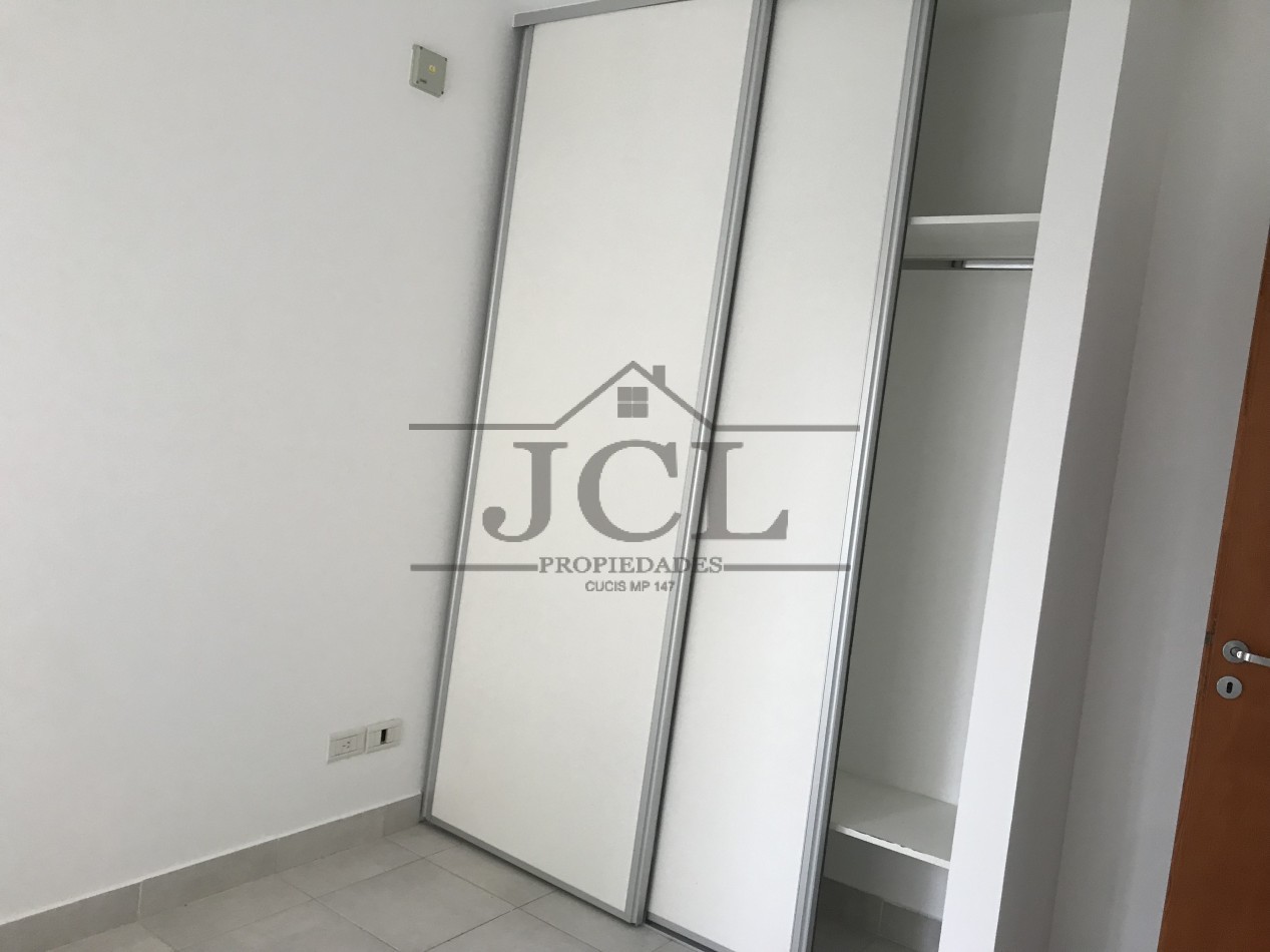 VENTA DEPARTAMENTO ALSINA AL 300