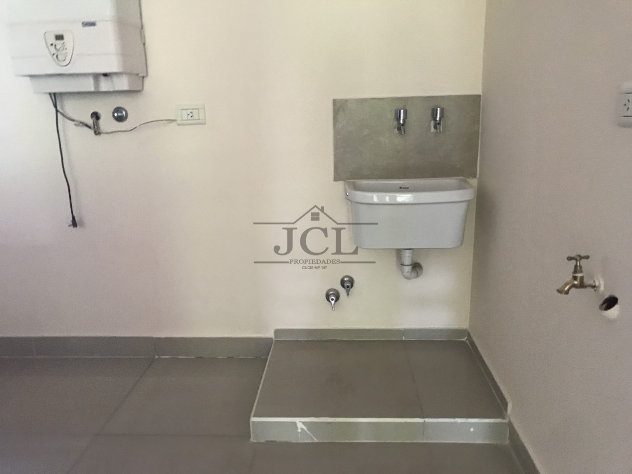 VENTA DEPARTAMENTO MACROCENTRO