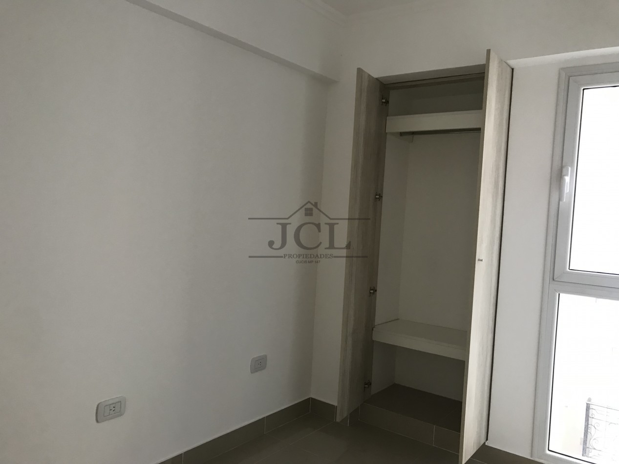 VENTA DEPARTAMENTO MACROCENTRO