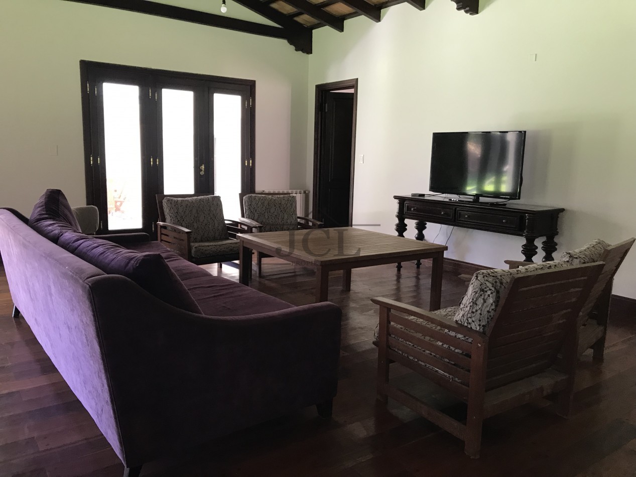 ALQUILER CASA SAN LORENZO