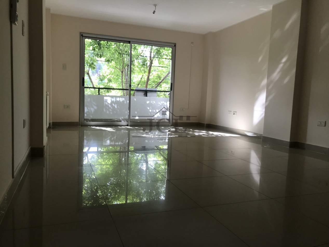 VENTA DEPARTAMENTO MACROCENTRO