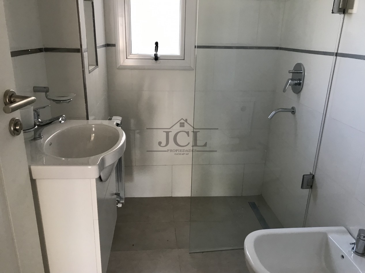 VENTA DEPARTAMENTO MACROCENTRO