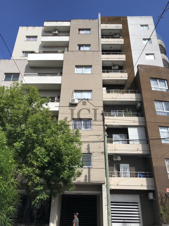 VENTA DEPARTAMENTO MACROCENTRO