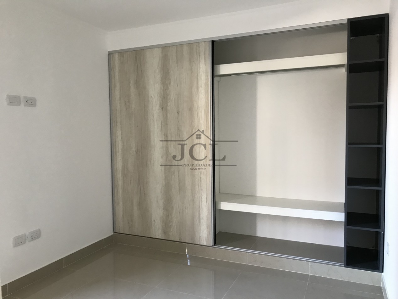 VENTA DEPARTAMENTO MACROCENTRO