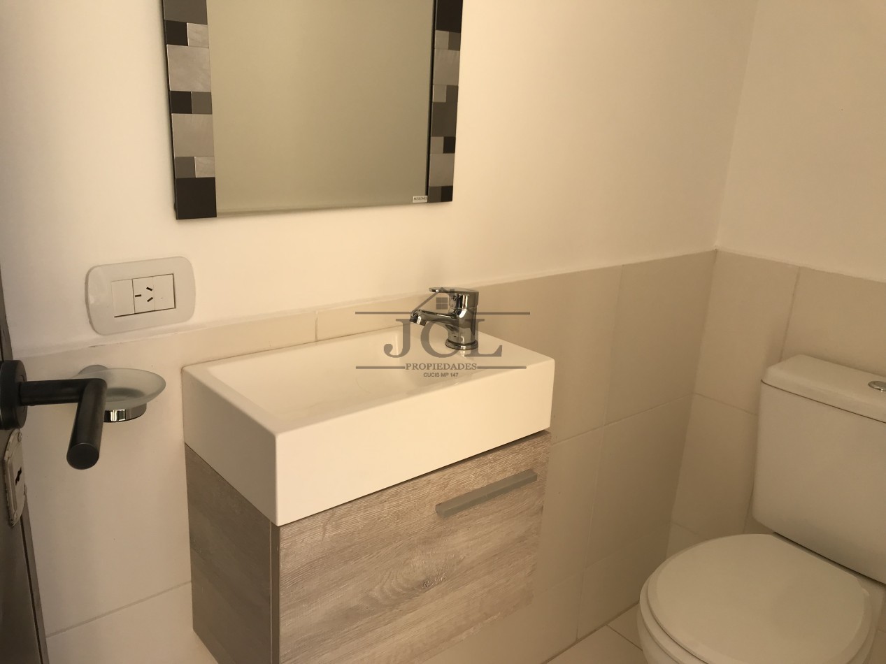 VENTA DEPARTAMENTO MACROCENTRO