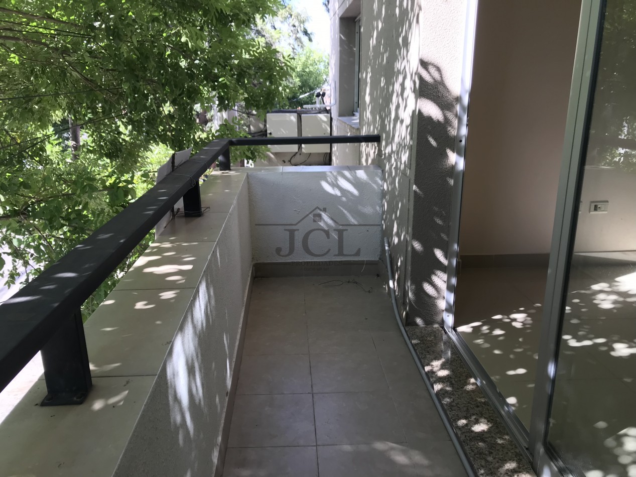 VENTA DEPARTAMENTO MACROCENTRO