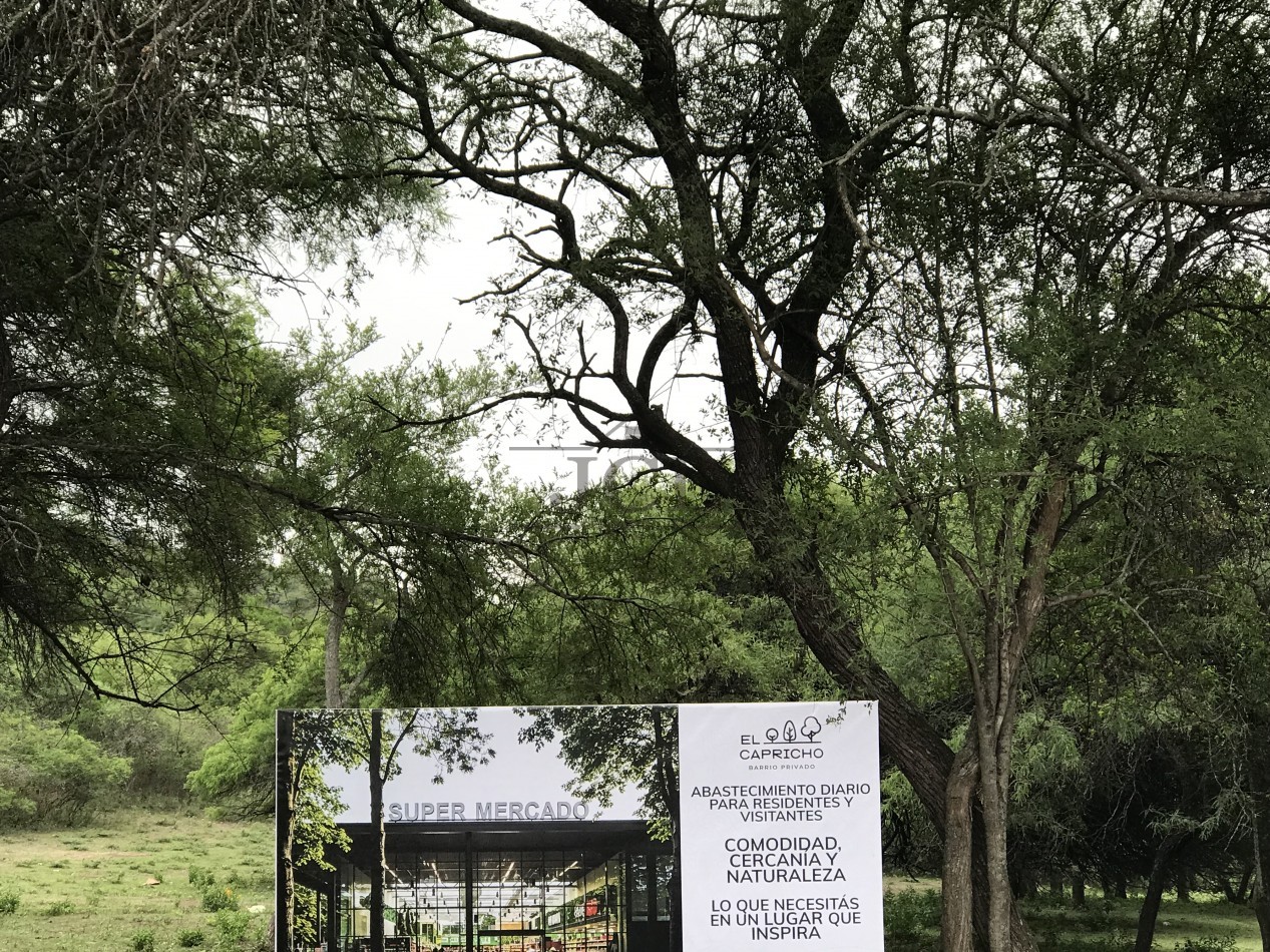 VENTA TERRENO B° PRIVADO EL CAPRICHO