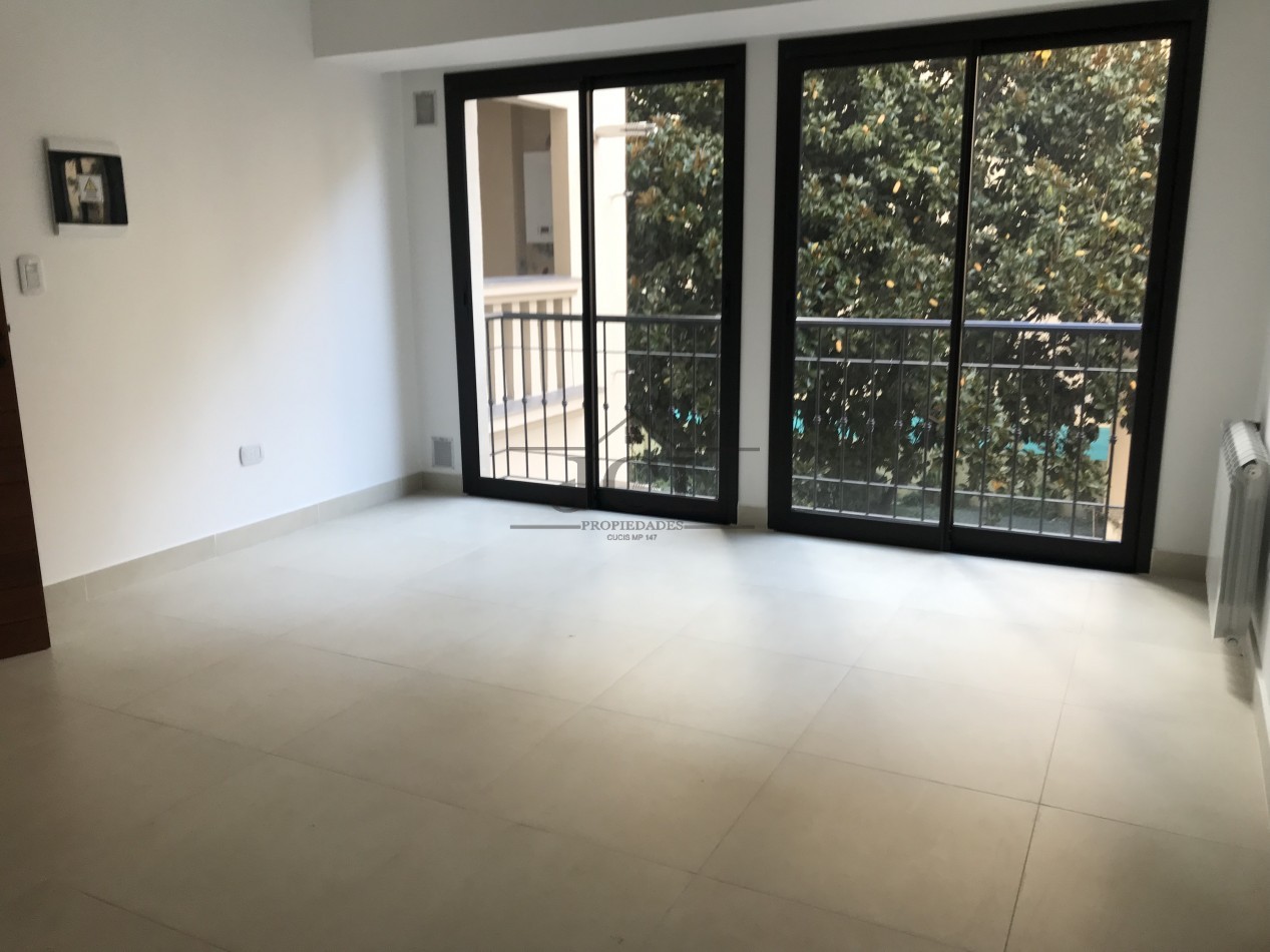 VENTA DEPARTAMENTO MACROCENTRO