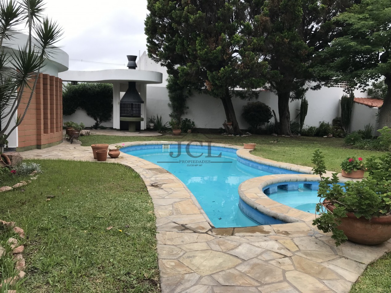 VENTA CASA ZONA SHOPPING