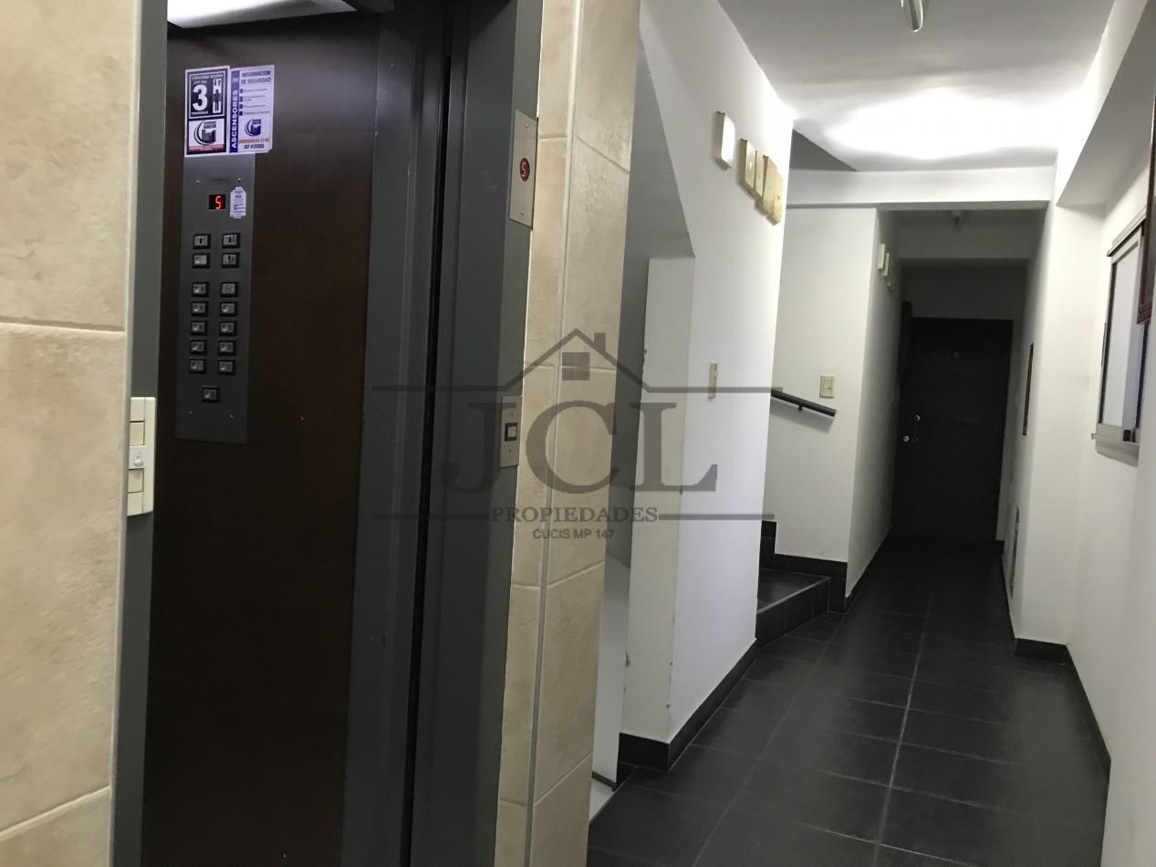 VENTA DEPARTAMENTO ADOLFO GUEMES AL 300